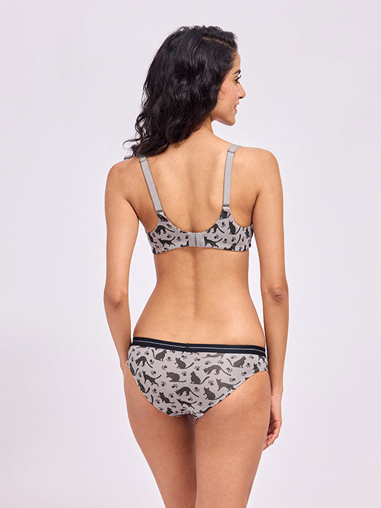 Invisble and Seamless Fit T-shirt Bra For Women